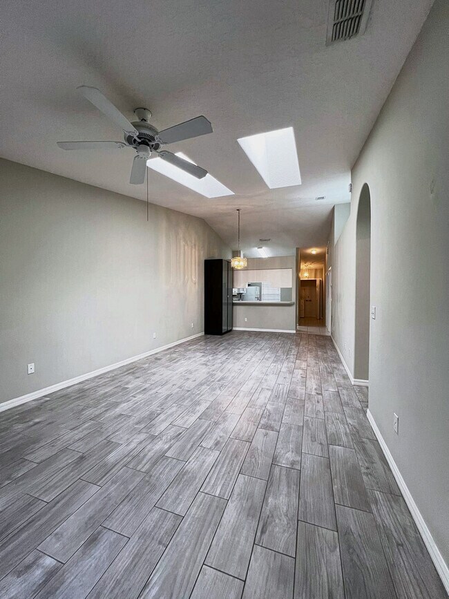 Building Photo - 3535 Forest Branch Dr
