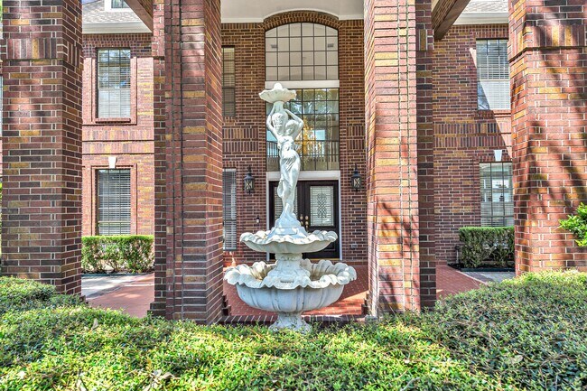 Building Photo - 21410 Ganton Dr