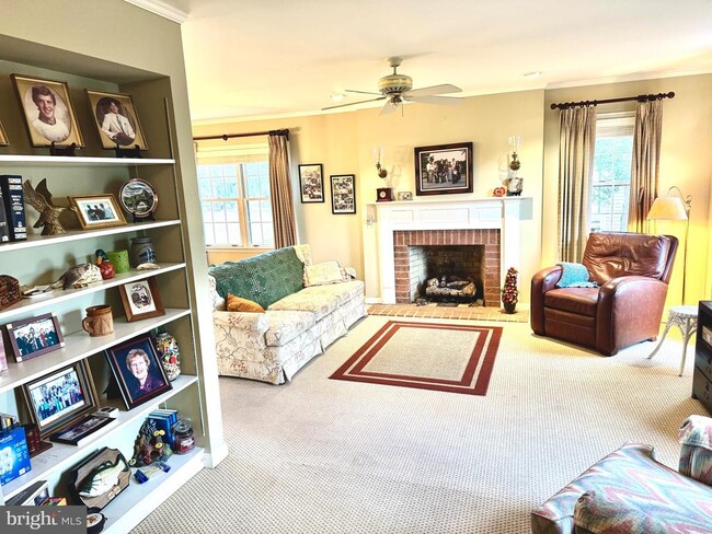 Building Photo - 102 Jl Thompson Dr