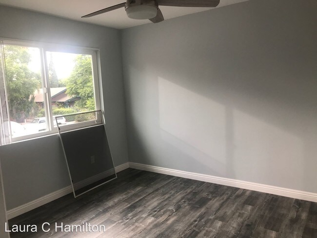 Building Photo - 376 Freeman Ave