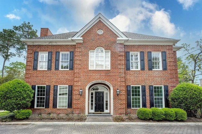 Primary Photo - 57 Briar Hollow Ln