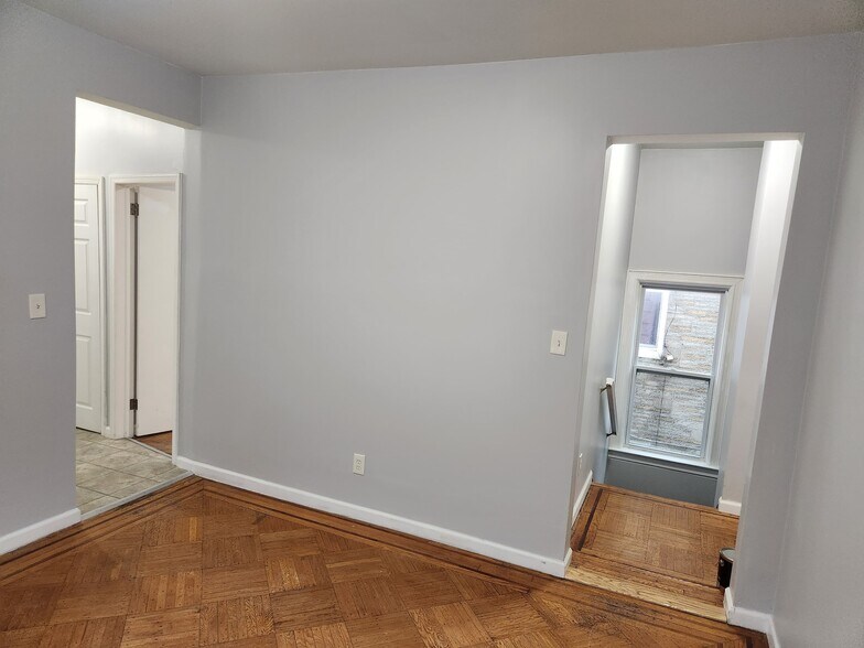 Building Photo - 57 Condict St