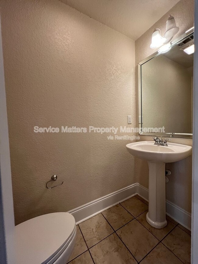 Building Photo - 1020 N Hayne St