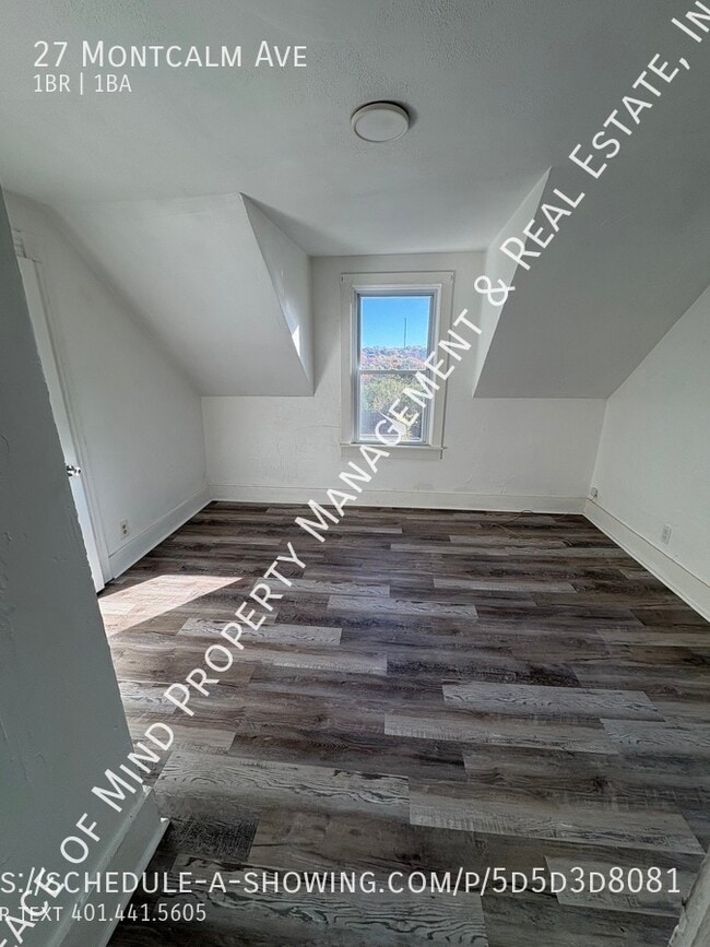 Building Photo - 27 Montcalm St