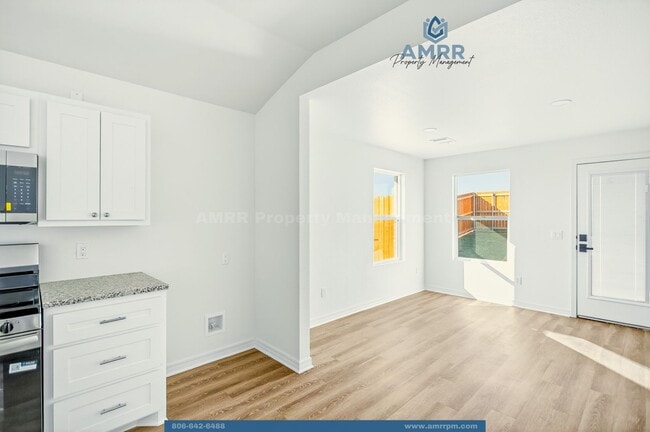 Building Photo - 1401 Sioux Pl