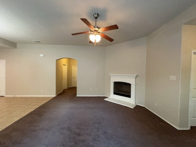 Building Photo - 257 Allerton Ln