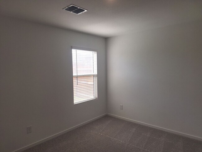 Building Photo - 15009 Bushwacker Wy