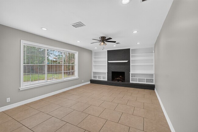Building Photo - 1503 Shannon Valley Dr
