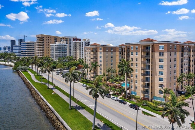 Building Photo - 1803 N Flagler Dr
