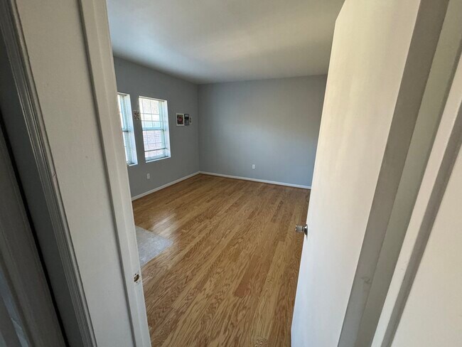 Building Photo - 1728 N. Rhodes St.