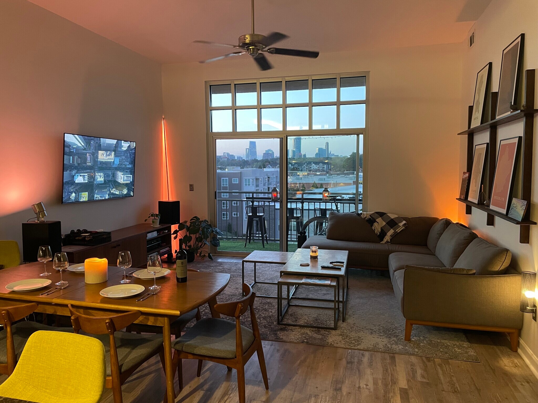 Building Photo - 711 Cosmopolitan Dr NE