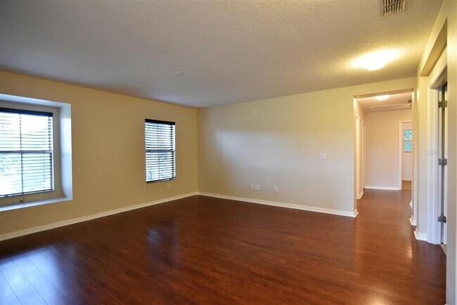Building Photo - 2870 Grassmoor Loop