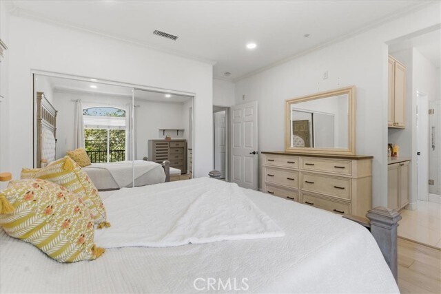 Building Photo - 40 Veneto Ln