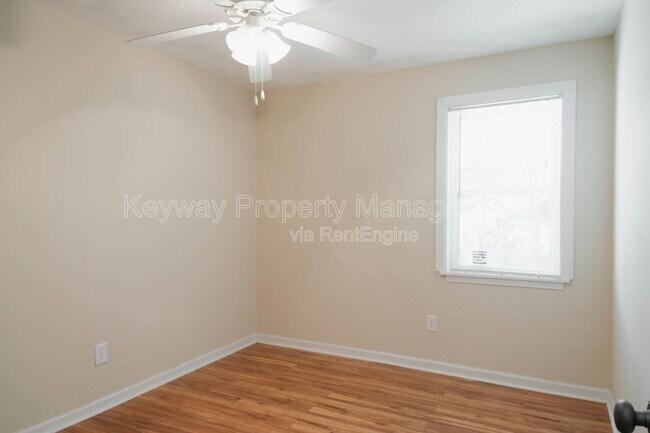Building Photo - 2841 Pheasant Dr