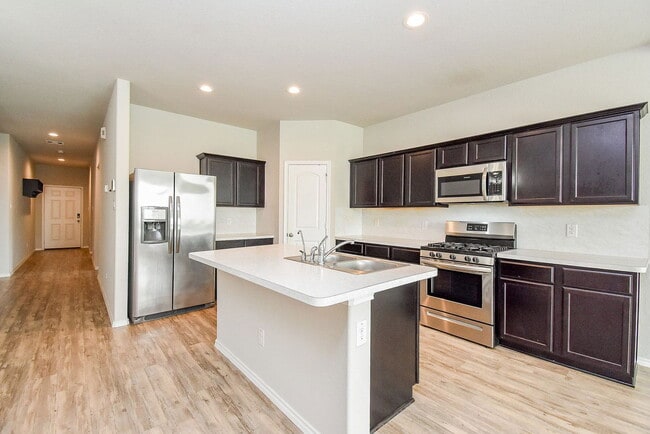 Building Photo - 5530 Redwood Summit Ln