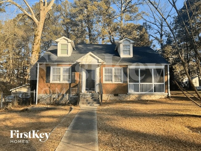 Building Photo - 1749 S Alvarado Terrace SW