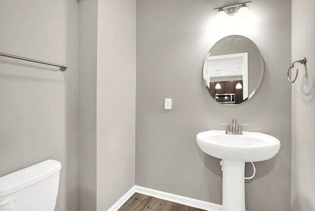 Building Photo - 2792 Maricopa Blvd