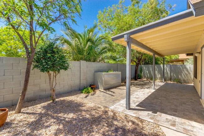 Building Photo - 5237 W Jupiter Way N