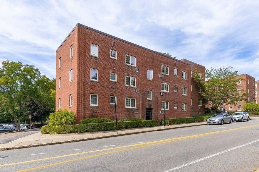 Building Photo - 6 Saint Paul St