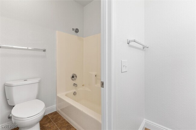 Building Photo - 8124 Lake Geneva Ct