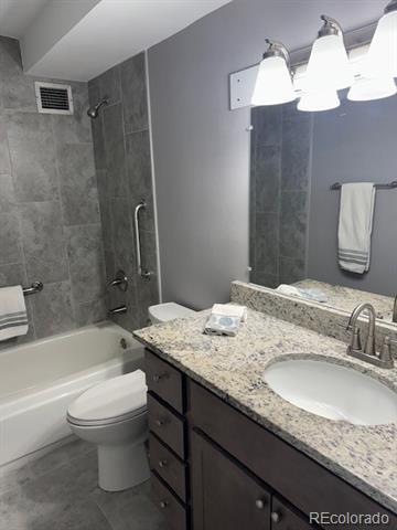 Building Photo - 3082 S Wheeling Way