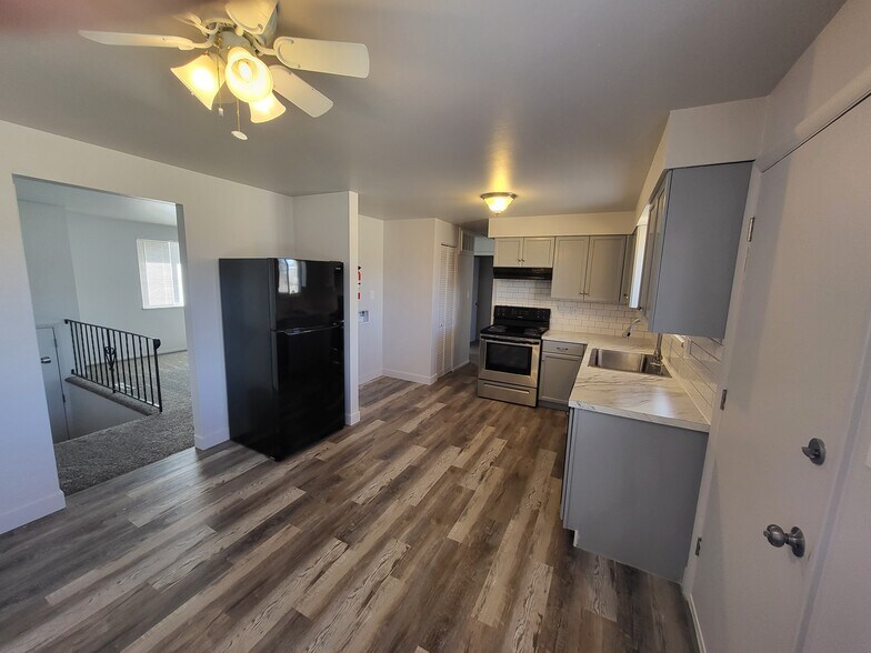 Building Photo - 1405 Tappan Cir