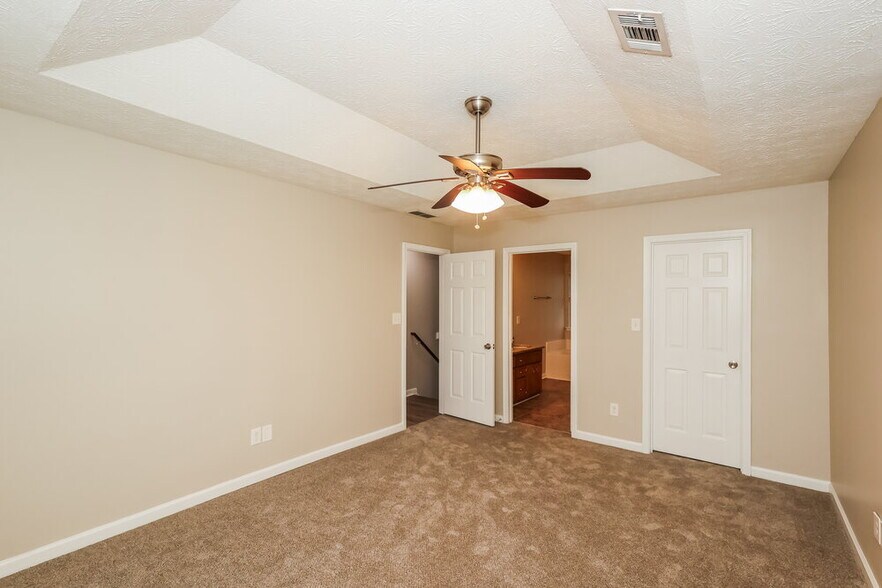 Building Photo - 5599 Rock Shoals Way