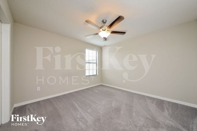 Building Photo - 10006 RoseMary Leaf Ln