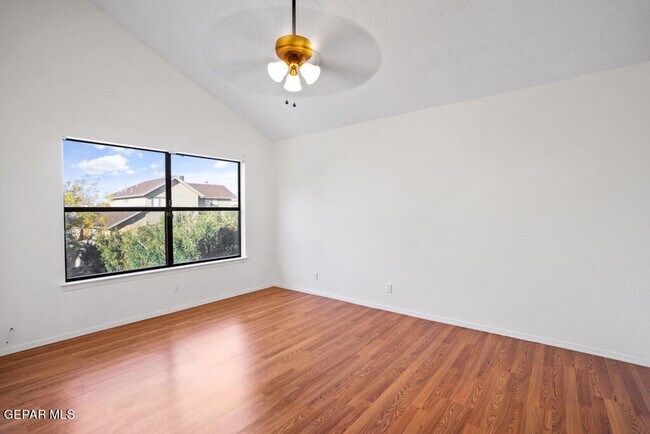 Building Photo - 7225 Golden Hawk Dr