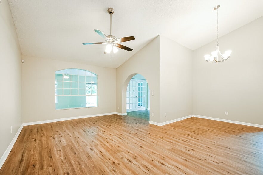 Building Photo - 2156 Pimlico St