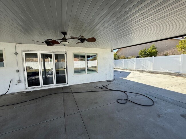 Building Photo - Eagle Ranch Community-2 Story 4 bedrooms Spanish Style Home