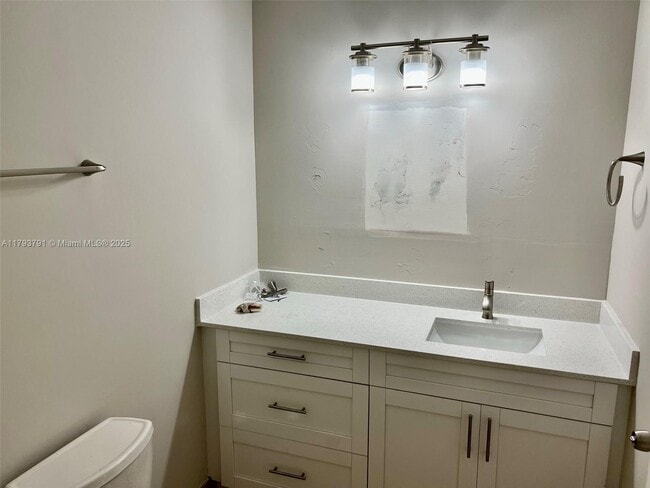 Building Photo - 451 Springdale Cir