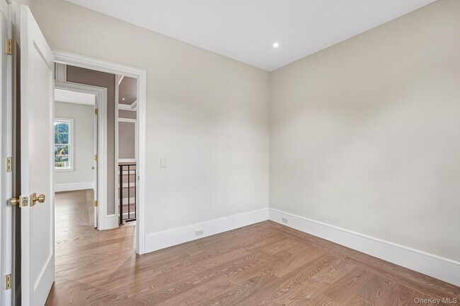 Building Photo - 1707 Marie Ln