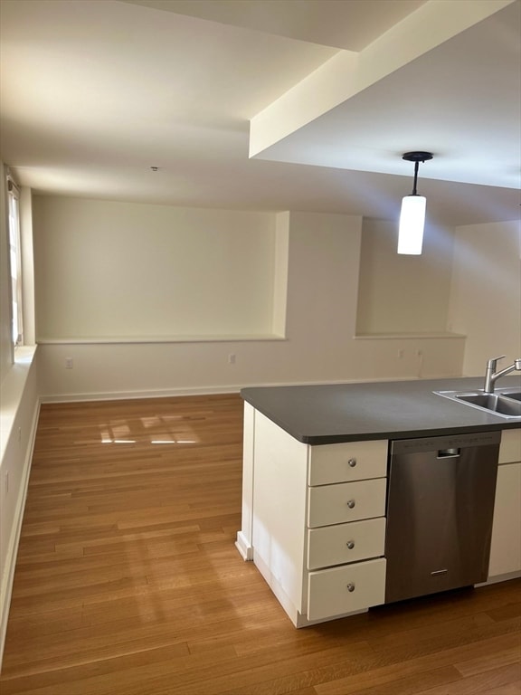 Building Photo - 10 Linwood St