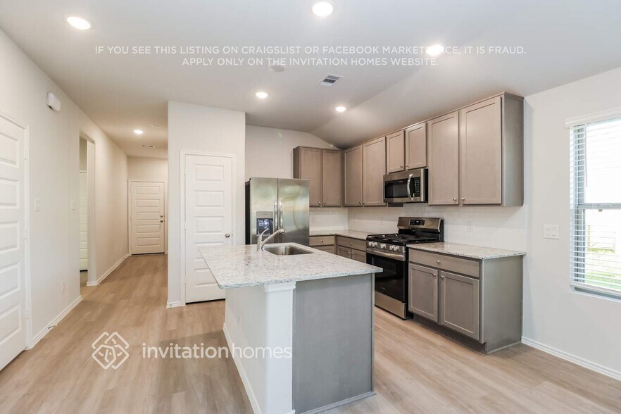 Building Photo - 24934 Aconite Ln