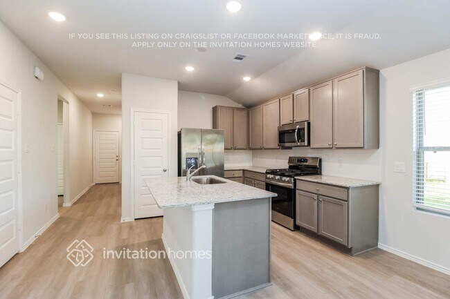 Building Photo - 25034 Aconite Ln