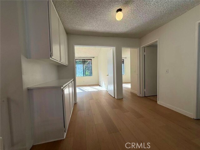 Building Photo - 724 Barnum Way