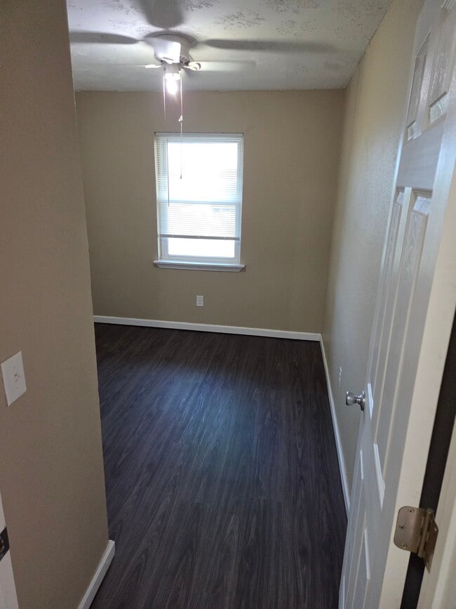 Building Photo - 2425 CS 2872