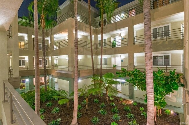 Building Photo - 2243 Martin