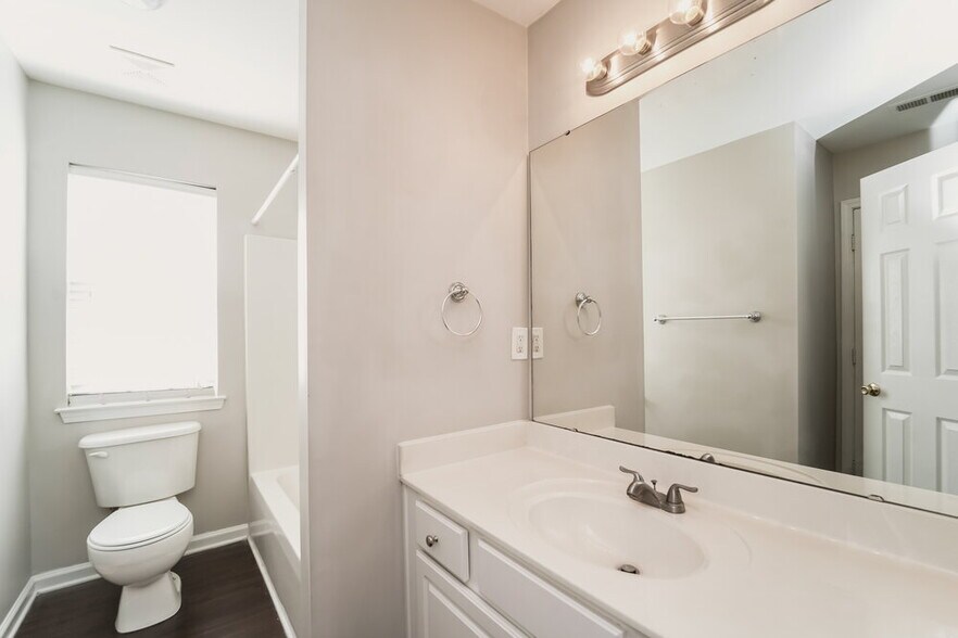 Building Photo - 7420 Baylor Way Ct