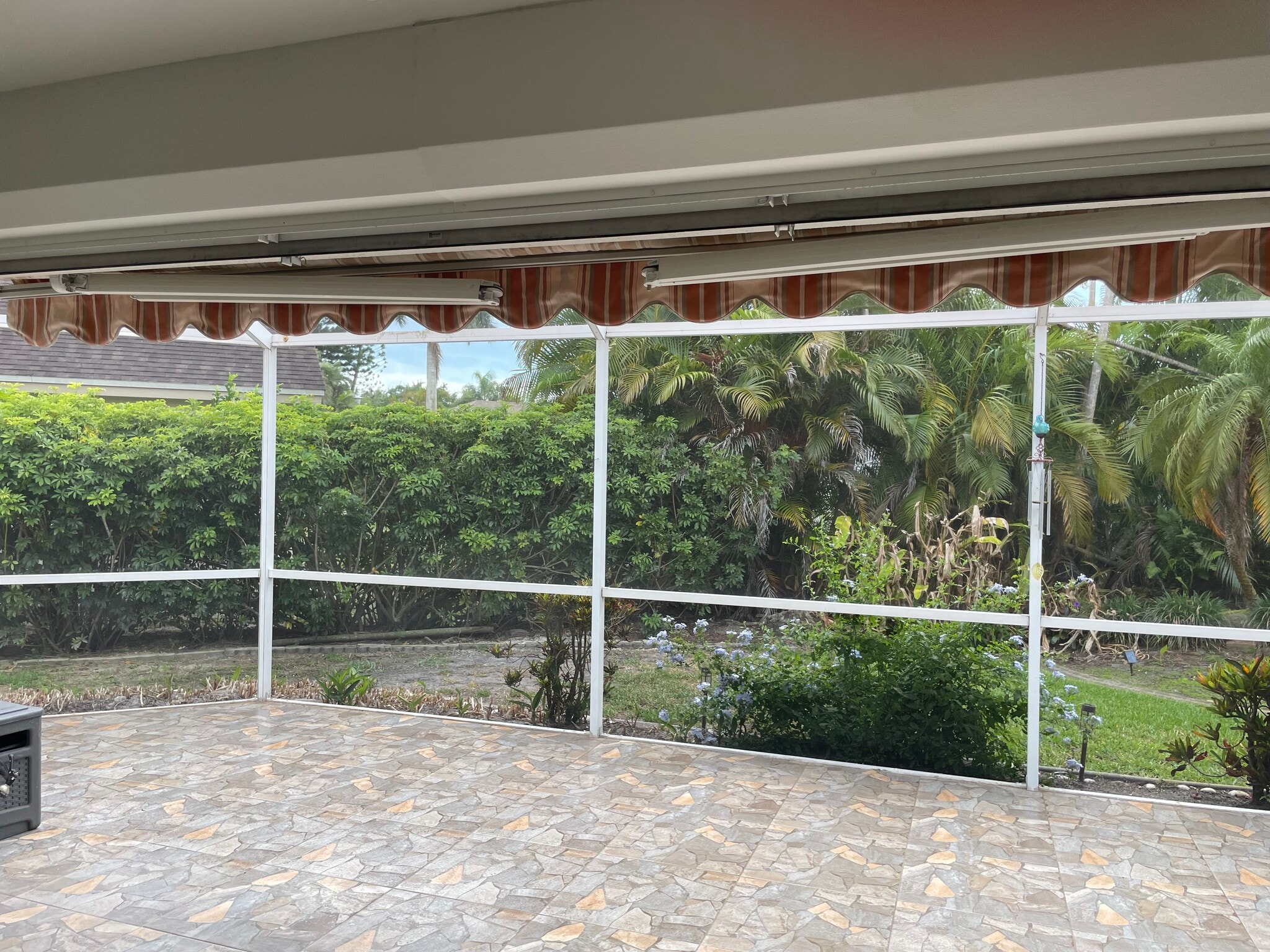 Building Photo - 22076 Seashore Cir