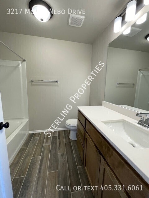 Building Photo - 3217 Mt Nebo Dr