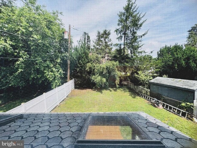 Building Photo - 3627 Newberry Rd