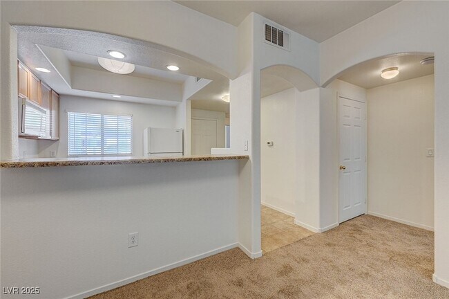 Building Photo - 6160 Rumrill St