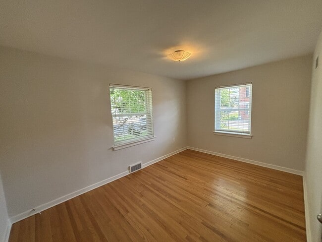 Building Photo - 3/4 Bedroom Emmaus Rental $2,200 Month