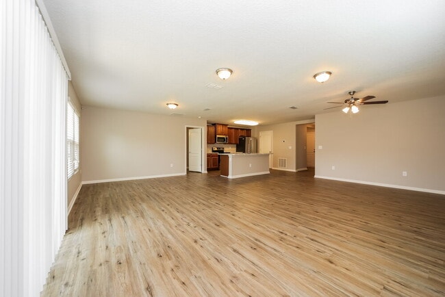 Building Photo - 2126 Tyson Lake Dr