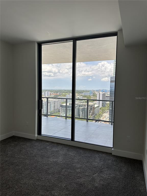 Building Photo - 275 1st Ave S