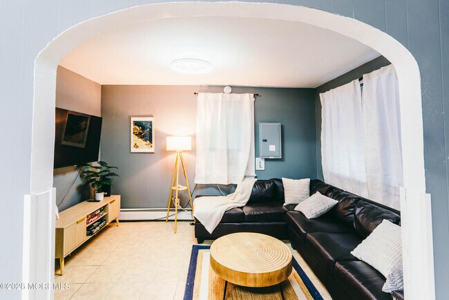 Building Photo - 13 Decatur Ave