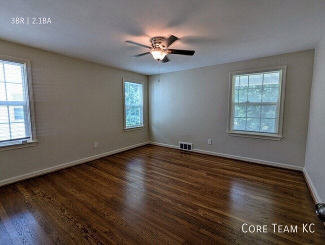 Building Photo - 629 E Meyer Blvd