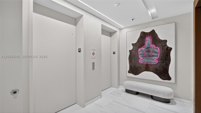 Building Photo - 300 S Biscayne Blvd